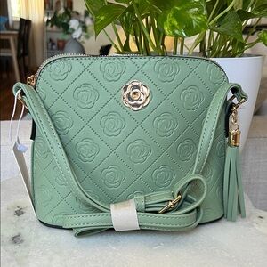 Green Floral Quilted Crossbody Bag - Unknown Brand